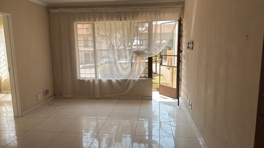 1 Bedroom Property for Sale in Esther Park Gauteng