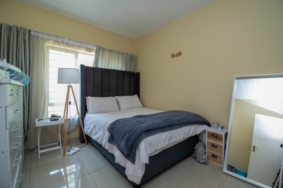 1 Bedroom Property for Sale in Paulshof Gauteng