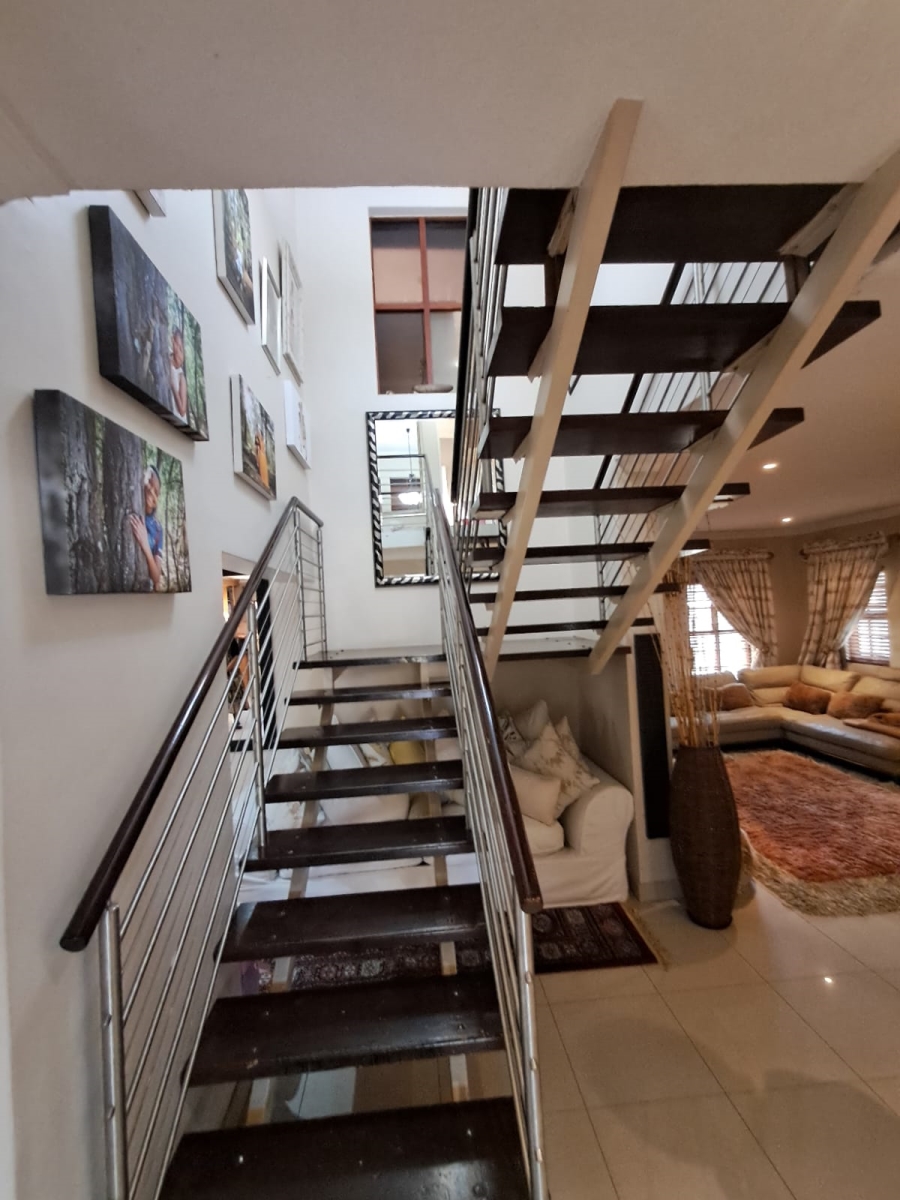 3 Bedroom Property for Sale in Equestria Gauteng