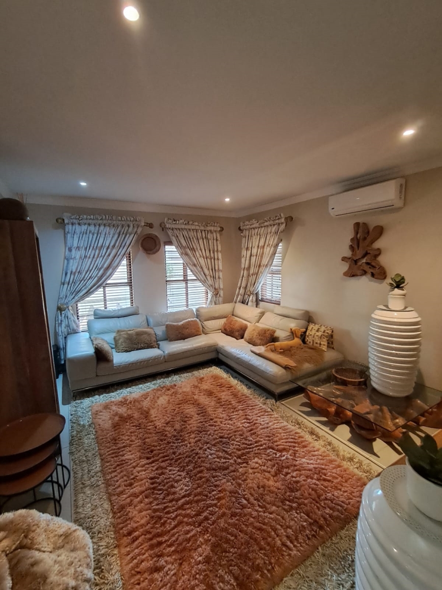 3 Bedroom Property for Sale in Equestria Gauteng