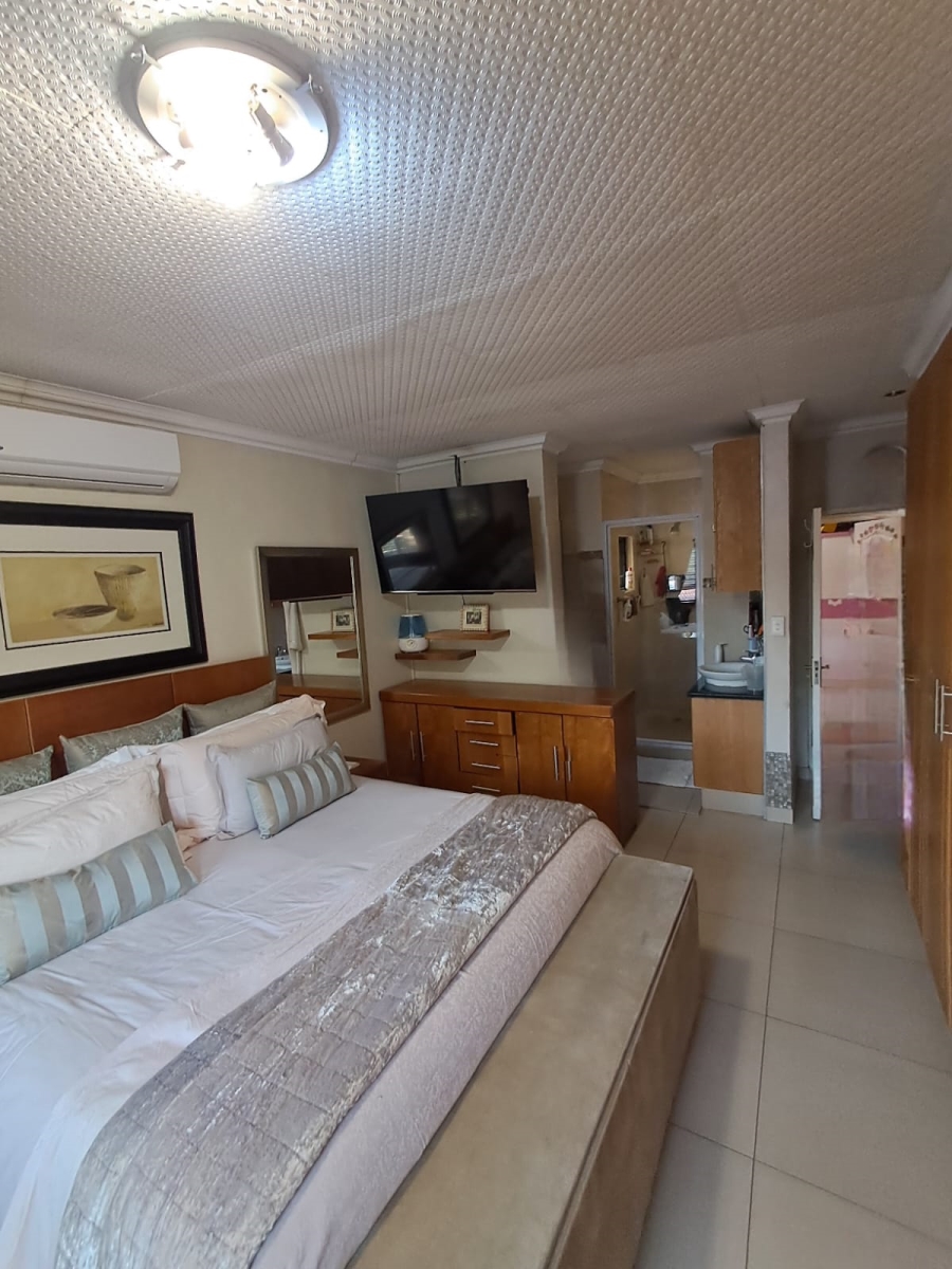 3 Bedroom Property for Sale in Equestria Gauteng