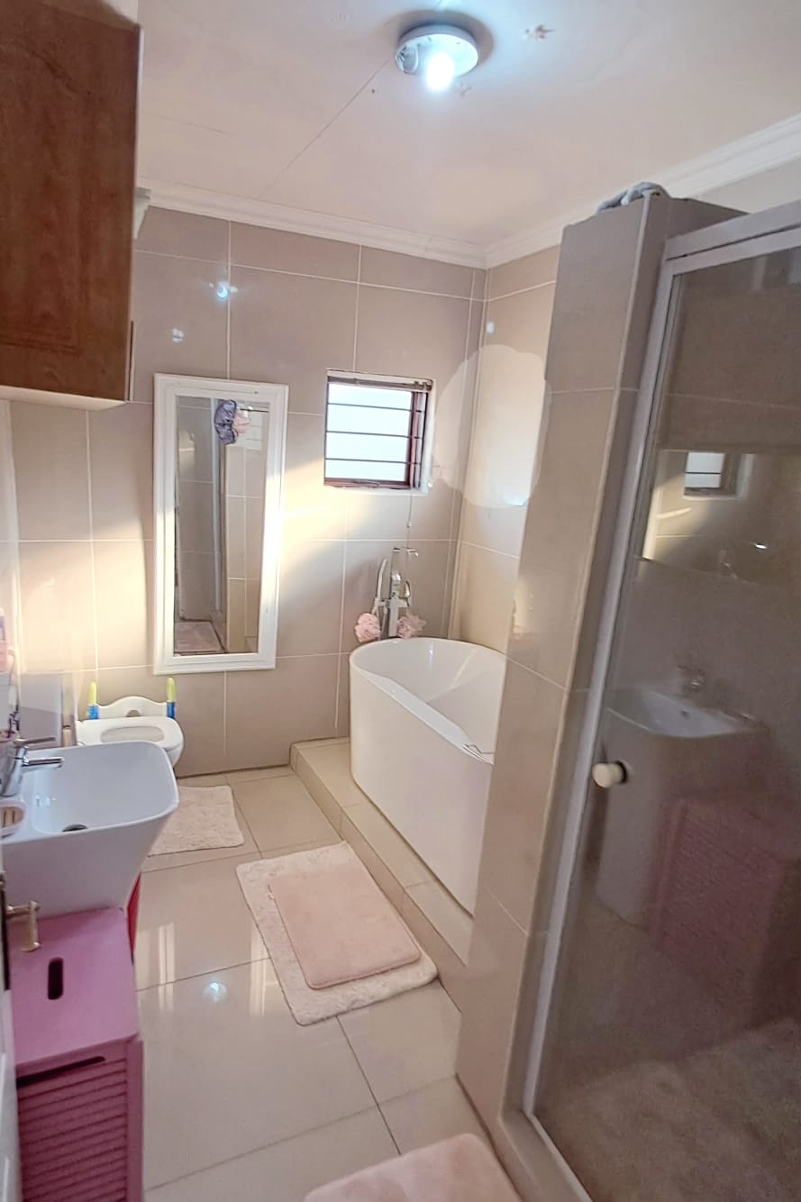 3 Bedroom Property for Sale in Equestria Gauteng