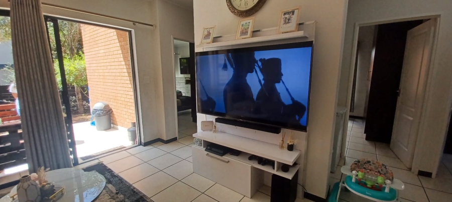 3 Bedroom Property for Sale in Greenstone Gate Gauteng