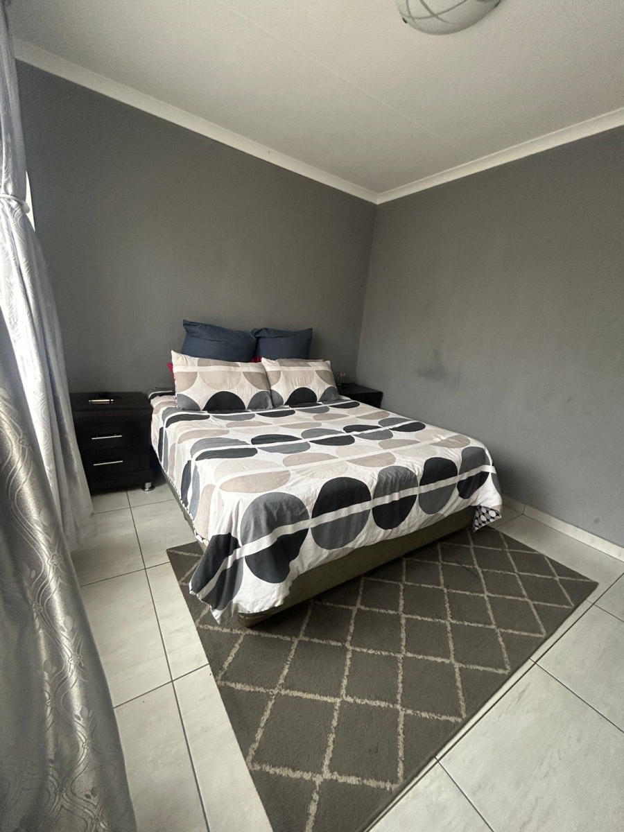 2 Bedroom Property for Sale in Terenure Gauteng