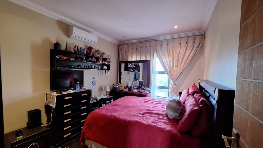 4 Bedroom Property for Sale in Thatchfield Estate Gauteng