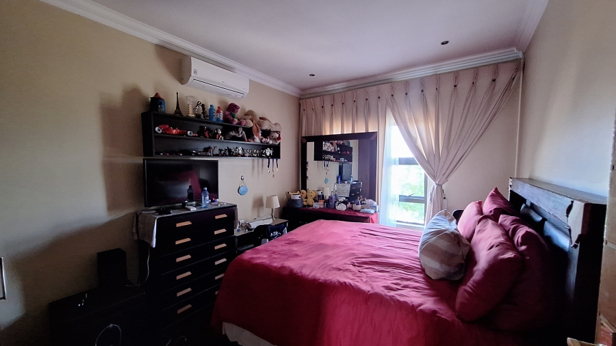 4 Bedroom Property for Sale in Thatchfield Estate Gauteng