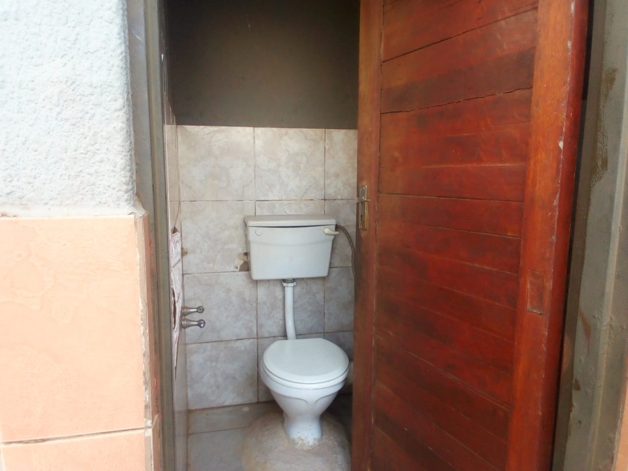 2 Bedroom Property for Sale in Tokoza Gauteng