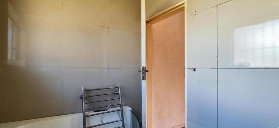4 Bedroom Property for Sale in Birch Acres Gauteng