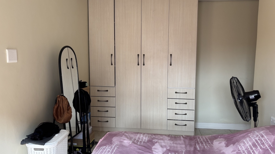 To Let 5 Bedroom Property for Rent in Silver Lakes Golf Estate Gauteng