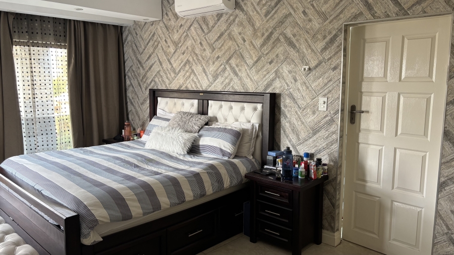 To Let 5 Bedroom Property for Rent in Silver Lakes Golf Estate Gauteng