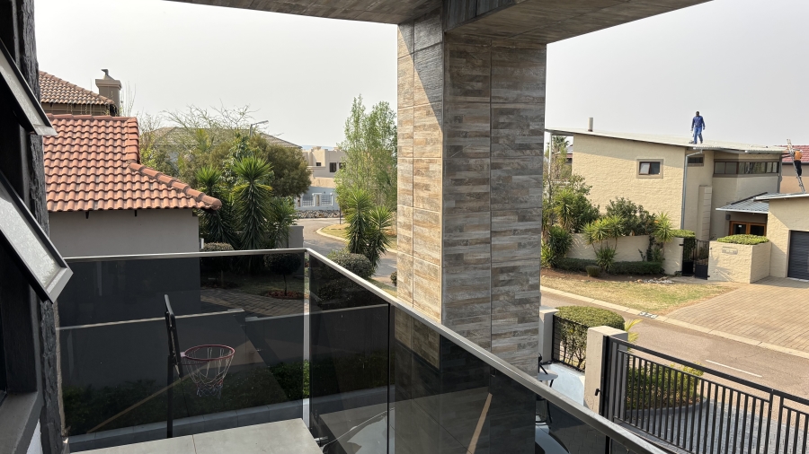 To Let 5 Bedroom Property for Rent in Silver Lakes Golf Estate Gauteng