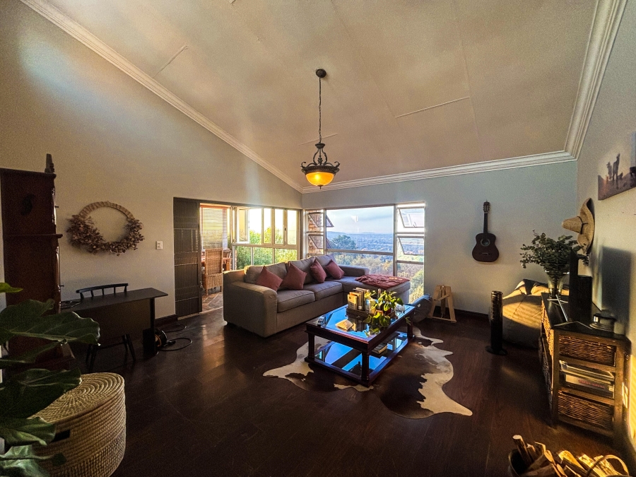 3 Bedroom Property for Sale in La Montagne Gauteng