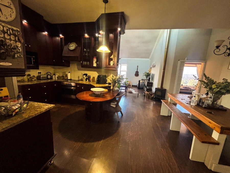 3 Bedroom Property for Sale in La Montagne Gauteng