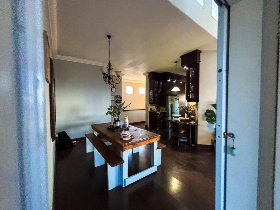 3 Bedroom Property for Sale in La Montagne Gauteng