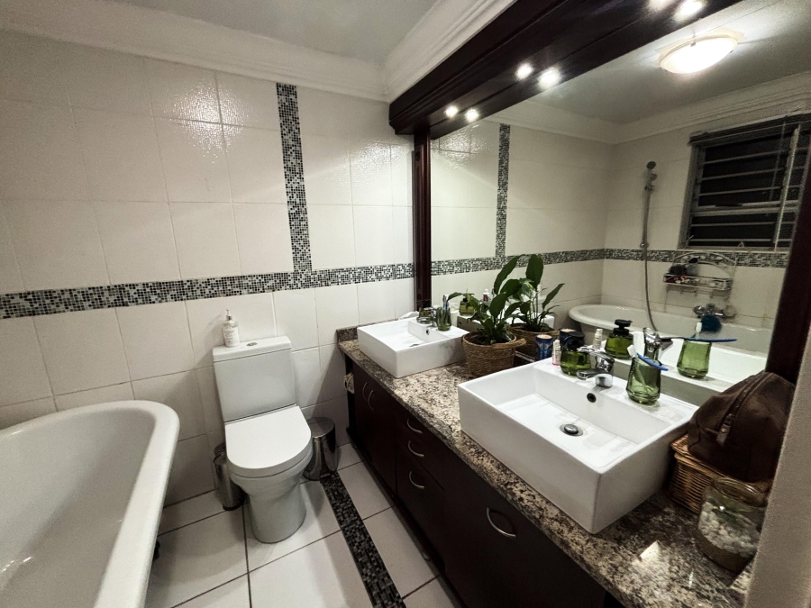 3 Bedroom Property for Sale in La Montagne Gauteng