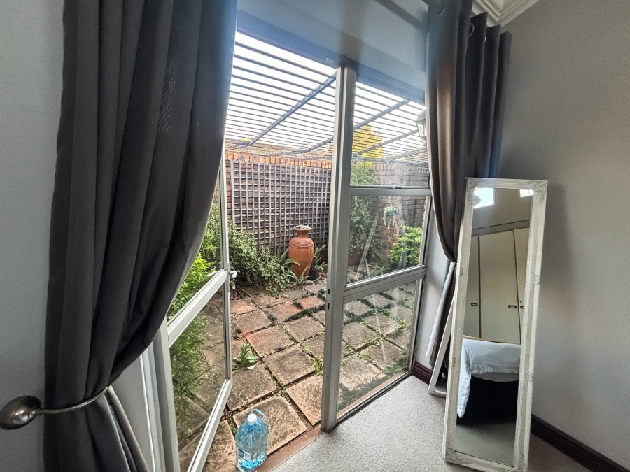 3 Bedroom Property for Sale in La Montagne Gauteng