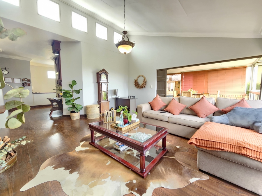 3 Bedroom Property for Sale in La Montagne Gauteng