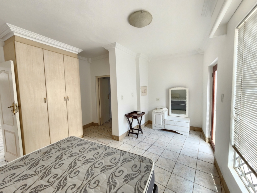 5 Bedroom Property for Sale in Waterkloof Ridge Gauteng