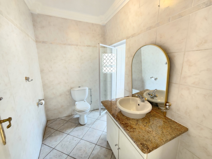 5 Bedroom Property for Sale in Waterkloof Ridge Gauteng
