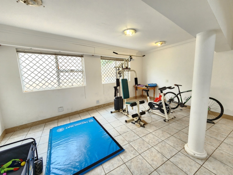 5 Bedroom Property for Sale in Waterkloof Ridge Gauteng