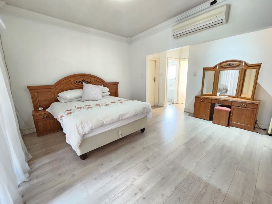 5 Bedroom Property for Sale in Waterkloof Ridge Gauteng
