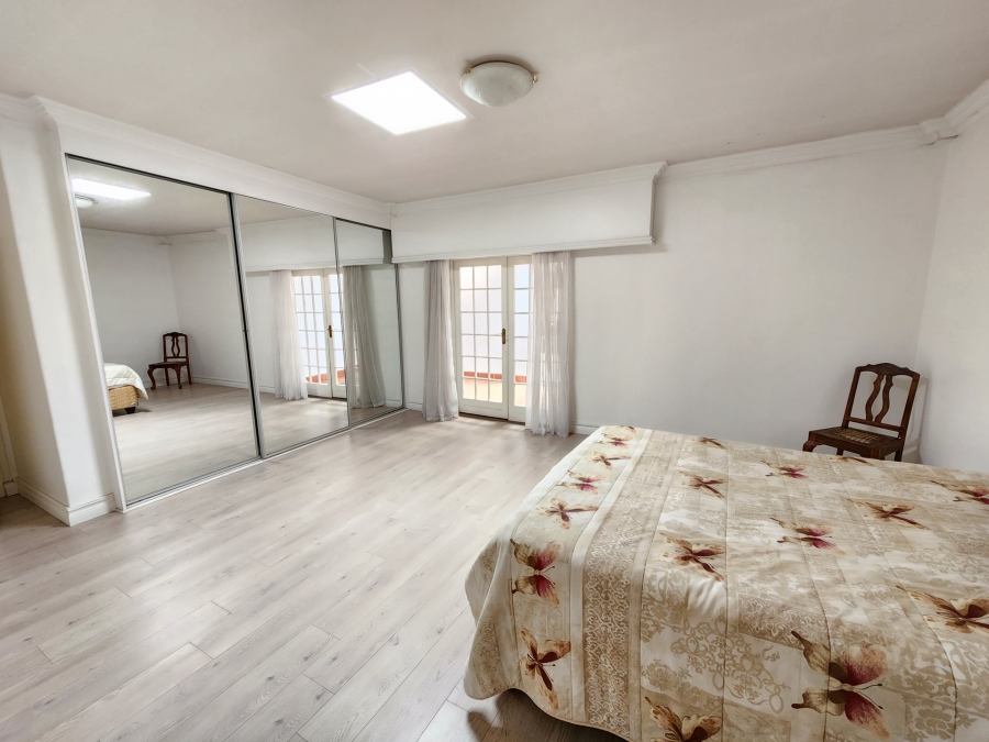 5 Bedroom Property for Sale in Waterkloof Ridge Gauteng