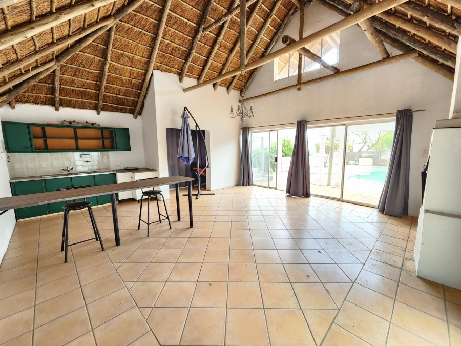 5 Bedroom Property for Sale in Waterkloof Ridge Gauteng