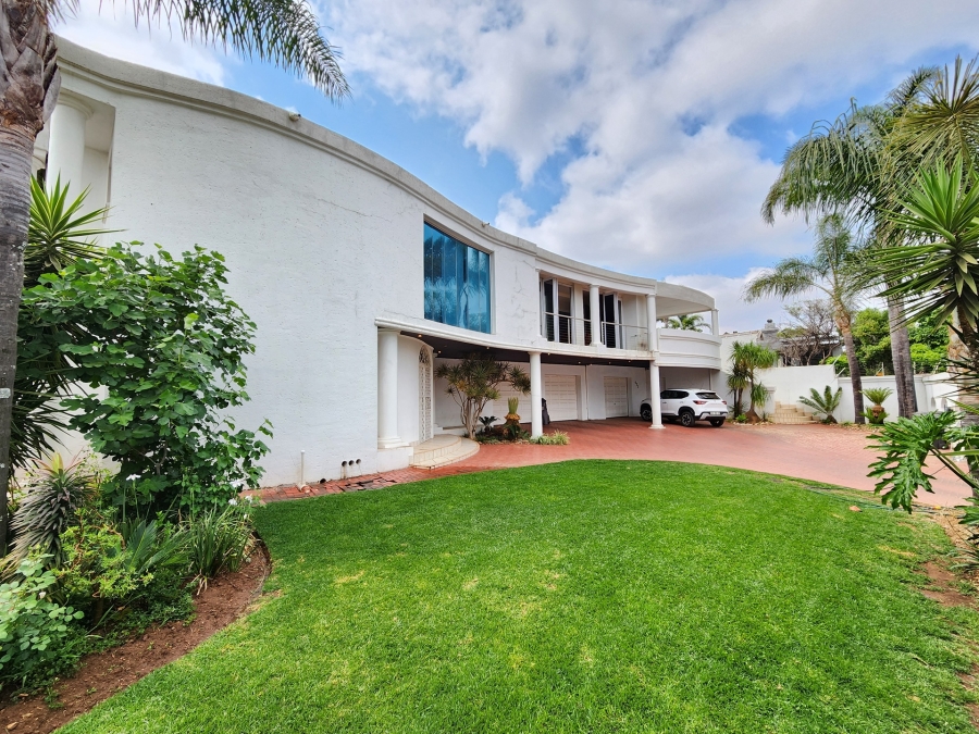 5 Bedroom Property for Sale in Waterkloof Ridge Gauteng
