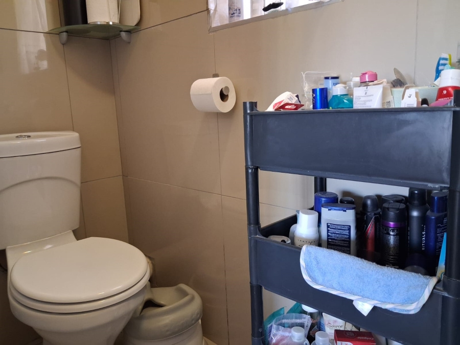 3 Bedroom Property for Sale in Wilgeheuwel Gauteng