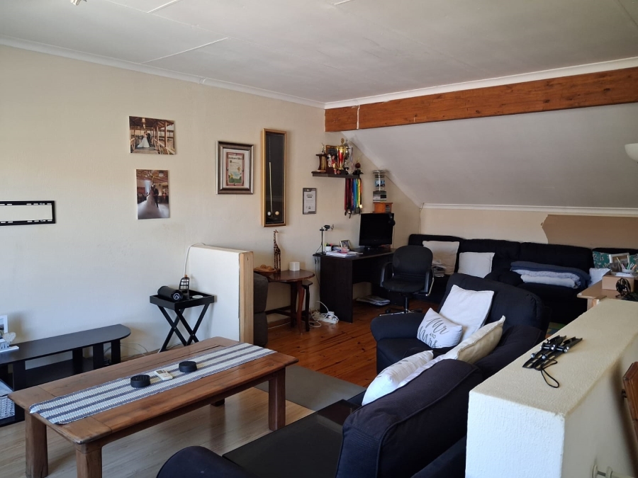 3 Bedroom Property for Sale in Wilgeheuwel Gauteng
