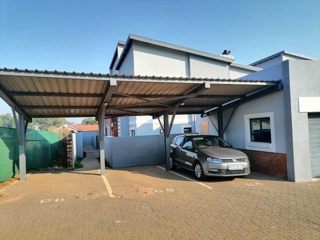 2 Bedroom Property for Sale in Montana Gauteng
