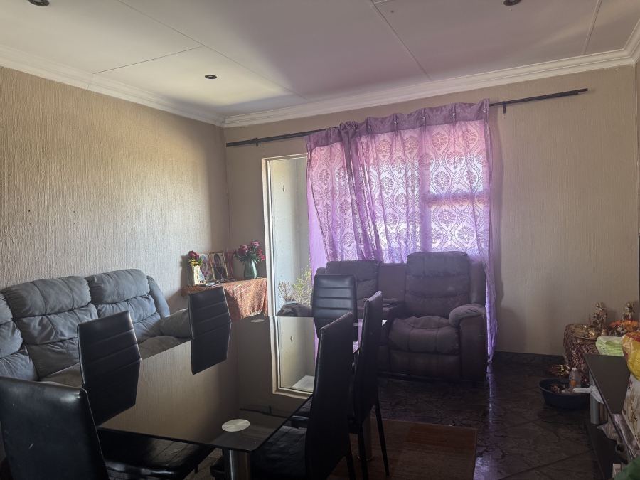 2 Bedroom Property for Sale in Raceview Gauteng