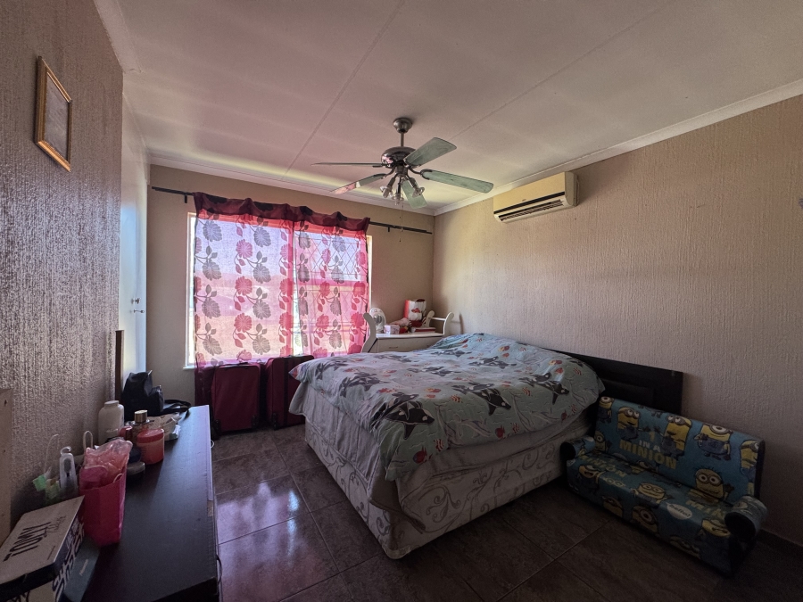 2 Bedroom Property for Sale in Raceview Gauteng