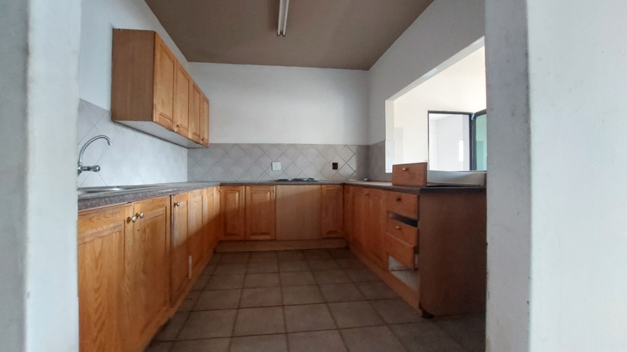 To Let commercial Property for Rent in Hennopspark Gauteng