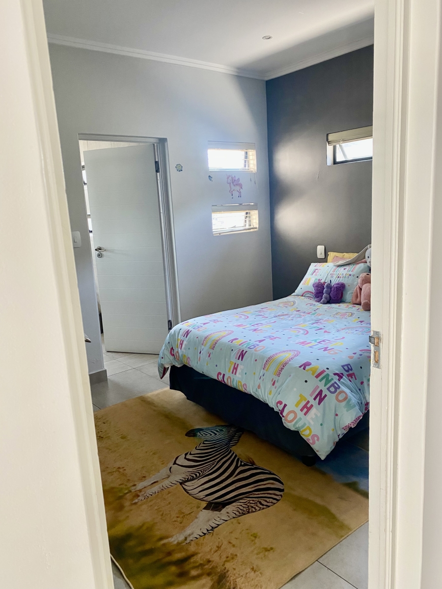 3 Bedroom Property for Sale in Hurlingham Gauteng