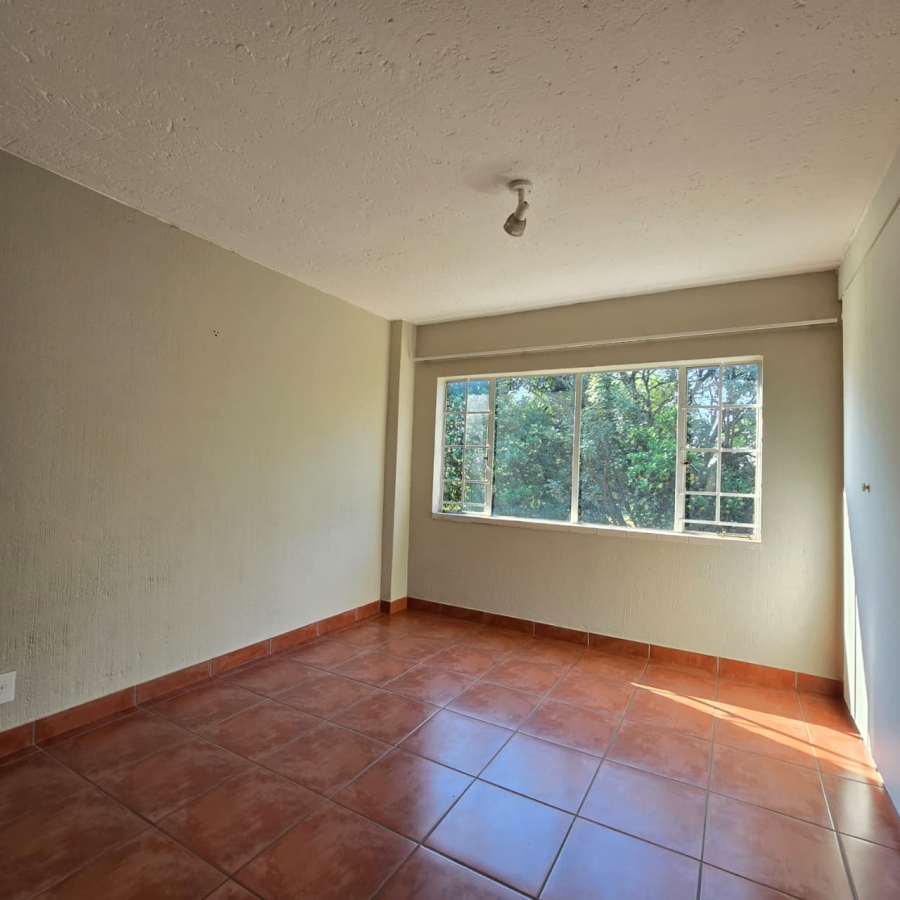 To Let 2 Bedroom Property for Rent in Moregloed Gauteng
