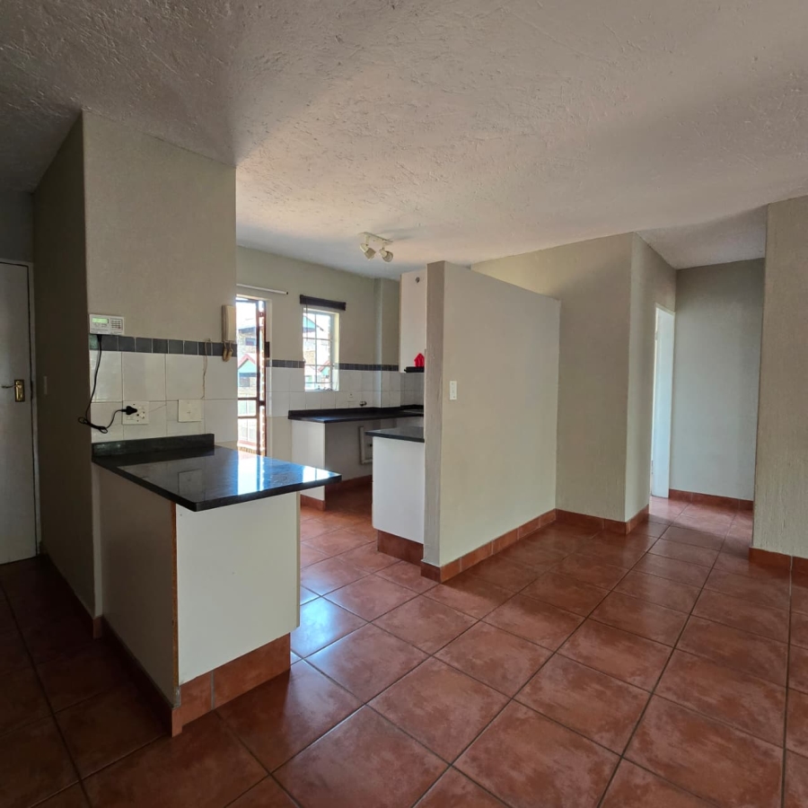 To Let 2 Bedroom Property for Rent in Moregloed Gauteng