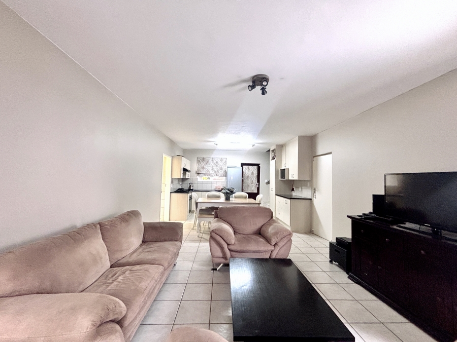 3 Bedroom Property for Sale in Oukraal Estate Gauteng