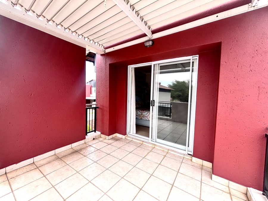 3 Bedroom Property for Sale in Oukraal Estate Gauteng