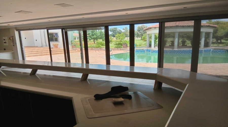 6 Bedroom Property for Sale in Blue Saddle Ranches Gauteng