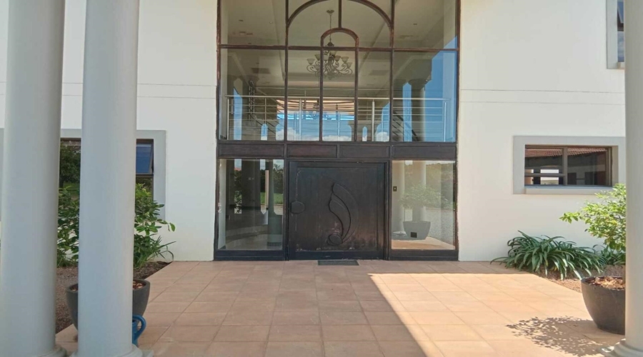 6 Bedroom Property for Sale in Blue Saddle Ranches Gauteng