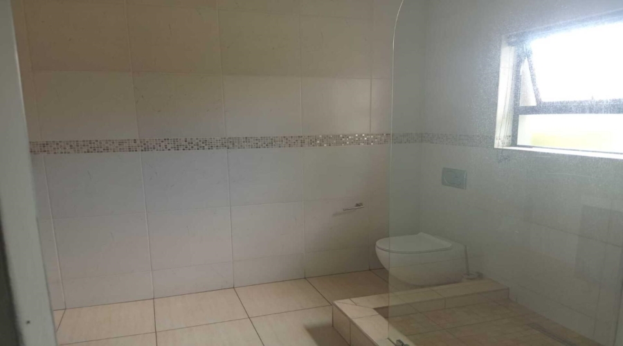 6 Bedroom Property for Sale in Blue Saddle Ranches Gauteng