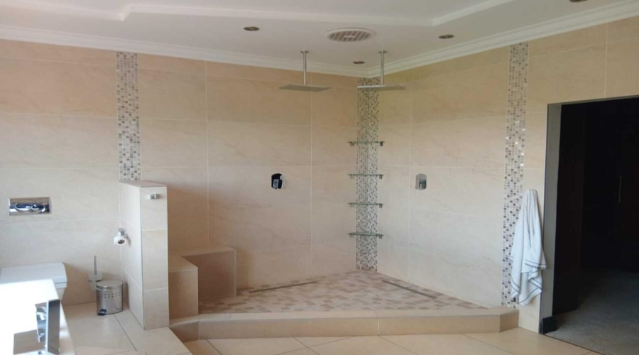 6 Bedroom Property for Sale in Blue Saddle Ranches Gauteng