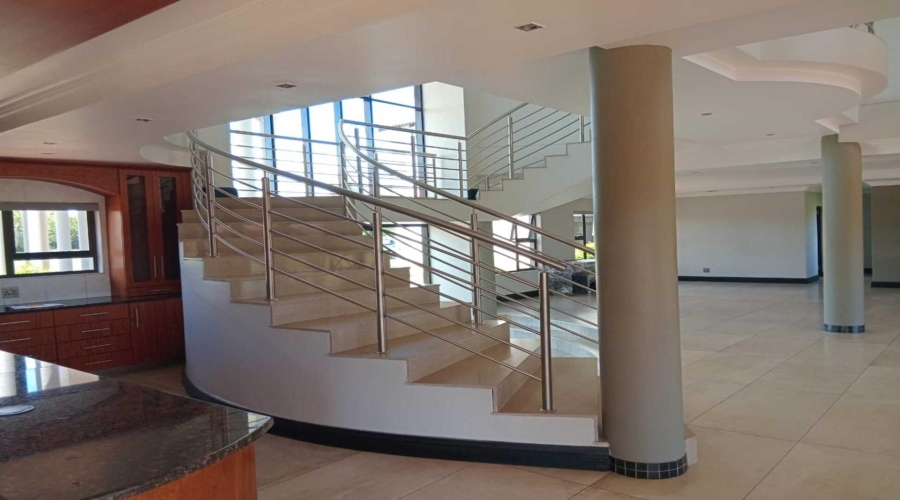 6 Bedroom Property for Sale in Blue Saddle Ranches Gauteng