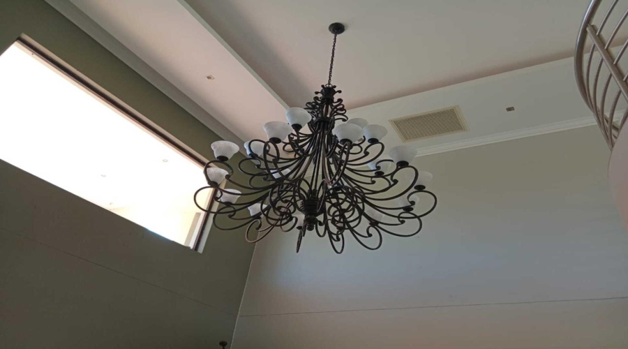 6 Bedroom Property for Sale in Blue Saddle Ranches Gauteng