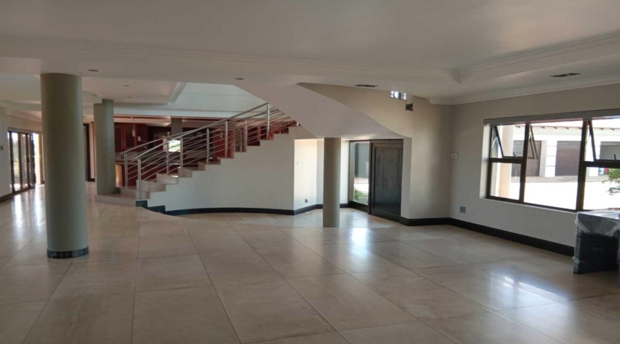 6 Bedroom Property for Sale in Blue Saddle Ranches Gauteng