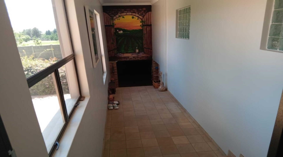6 Bedroom Property for Sale in Blue Saddle Ranches Gauteng