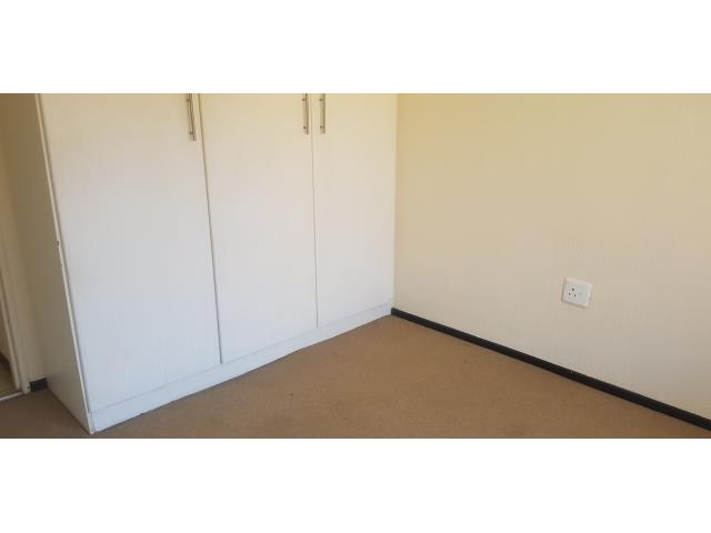 To Let 2 Bedroom Property for Rent in Honeydew Gauteng