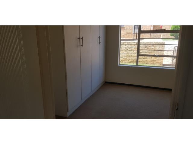 To Let 2 Bedroom Property for Rent in Honeydew Gauteng