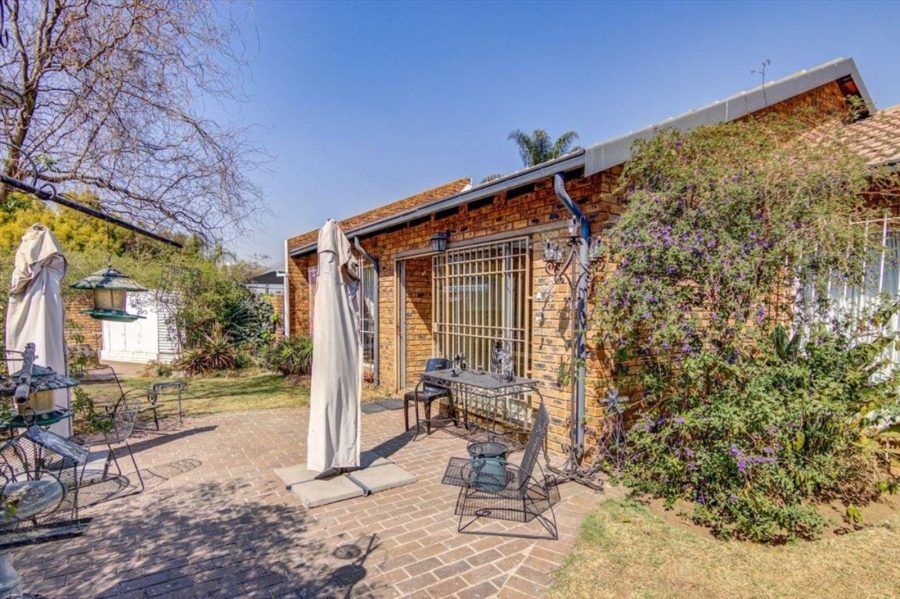 3 Bedroom Property for Sale in Beyers Park Gauteng